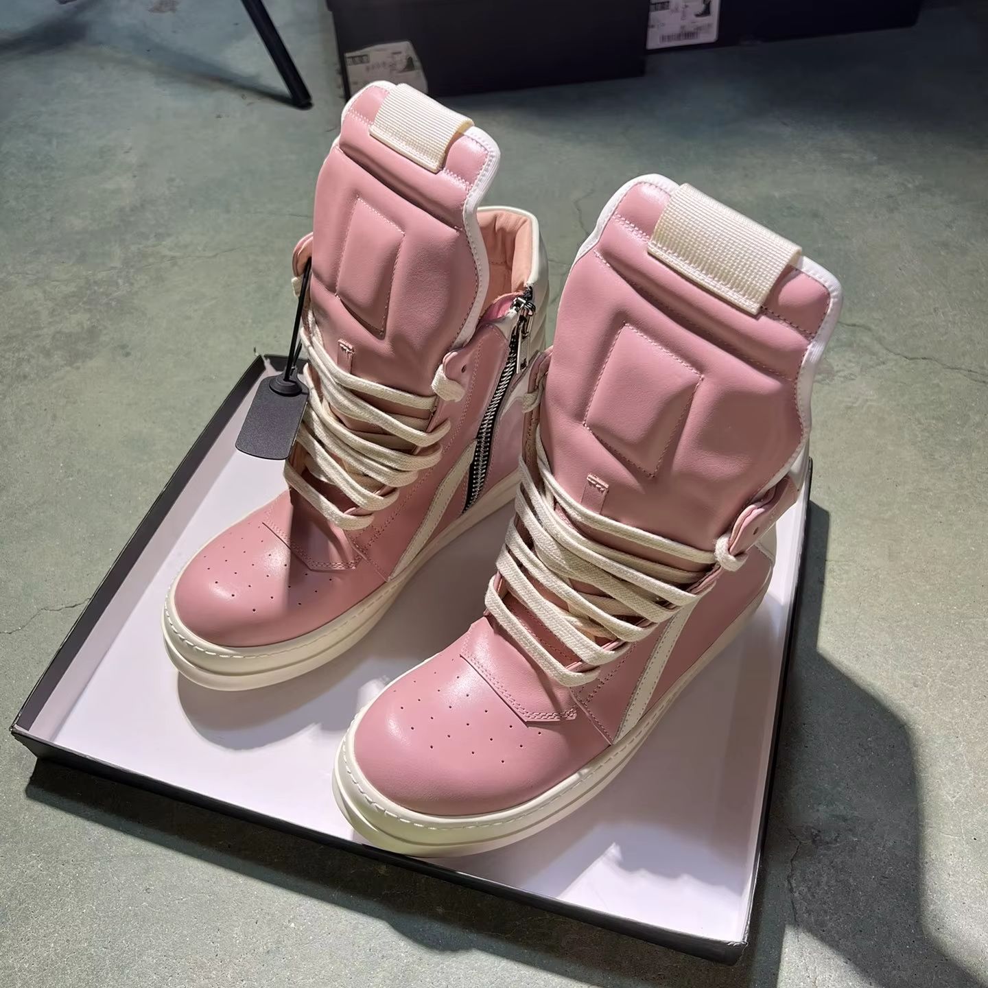 Brand Woman High Top Leather S – Gothic Streetwear Brand Bewertung und Preis